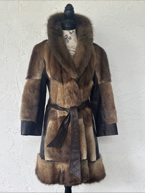 Vintage Jackets & Blazers - Luxurious Brown Fur & Leather Belted Coat